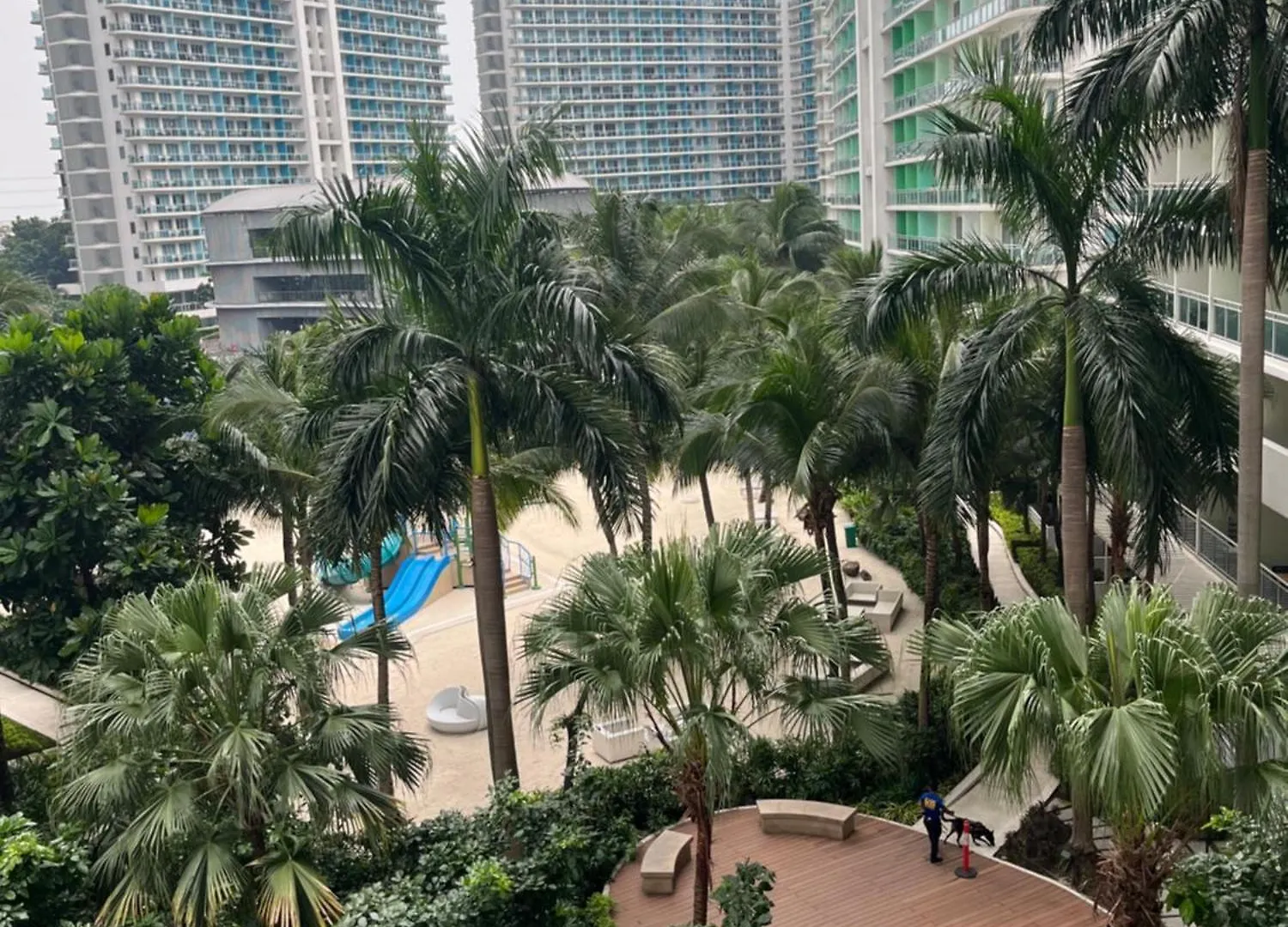 Azure 1Bedroom Beachfront Manila 0*,  Philippines