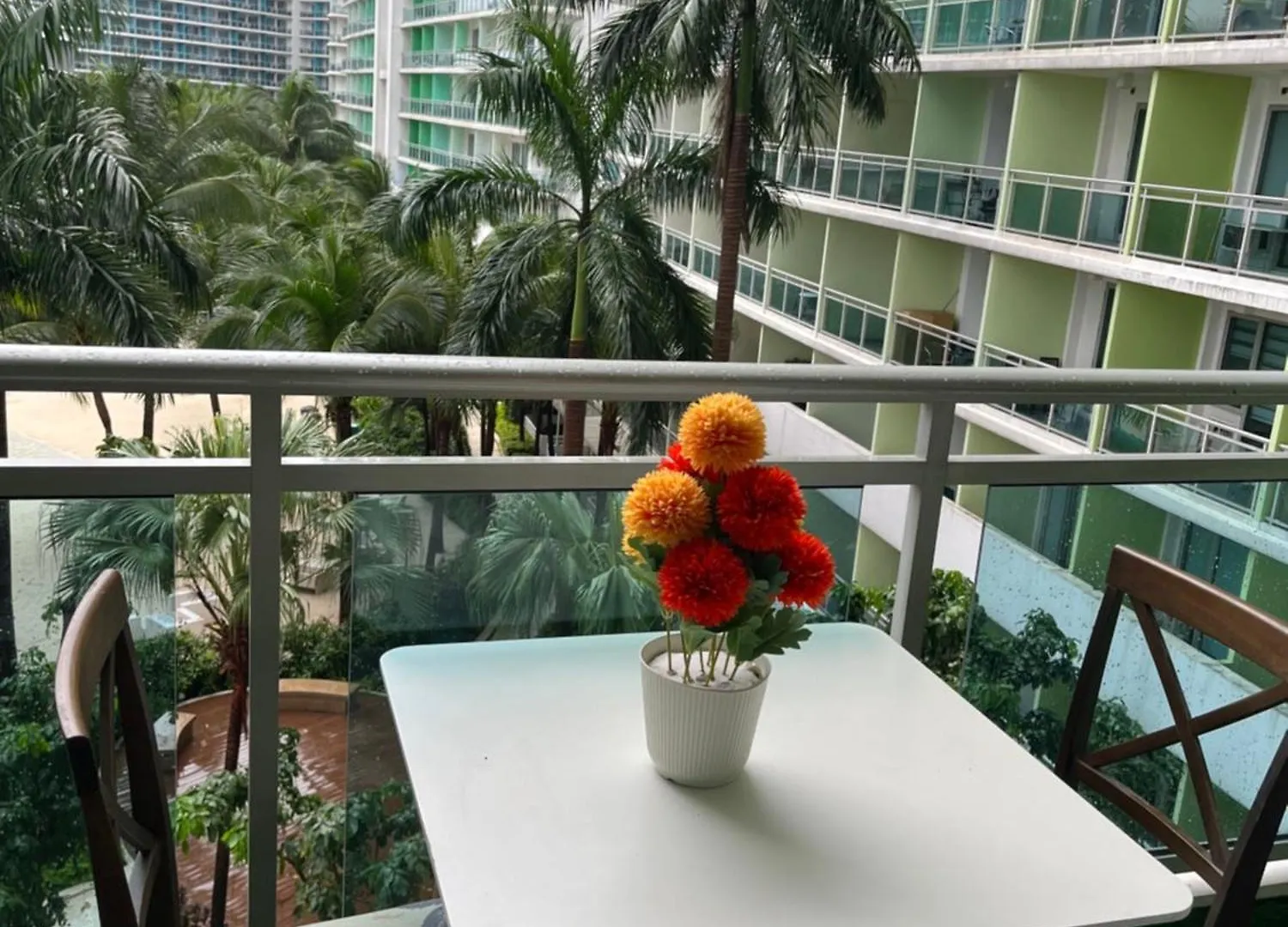Apartment Azure 1Bedroom Beachfront Manila Philippines