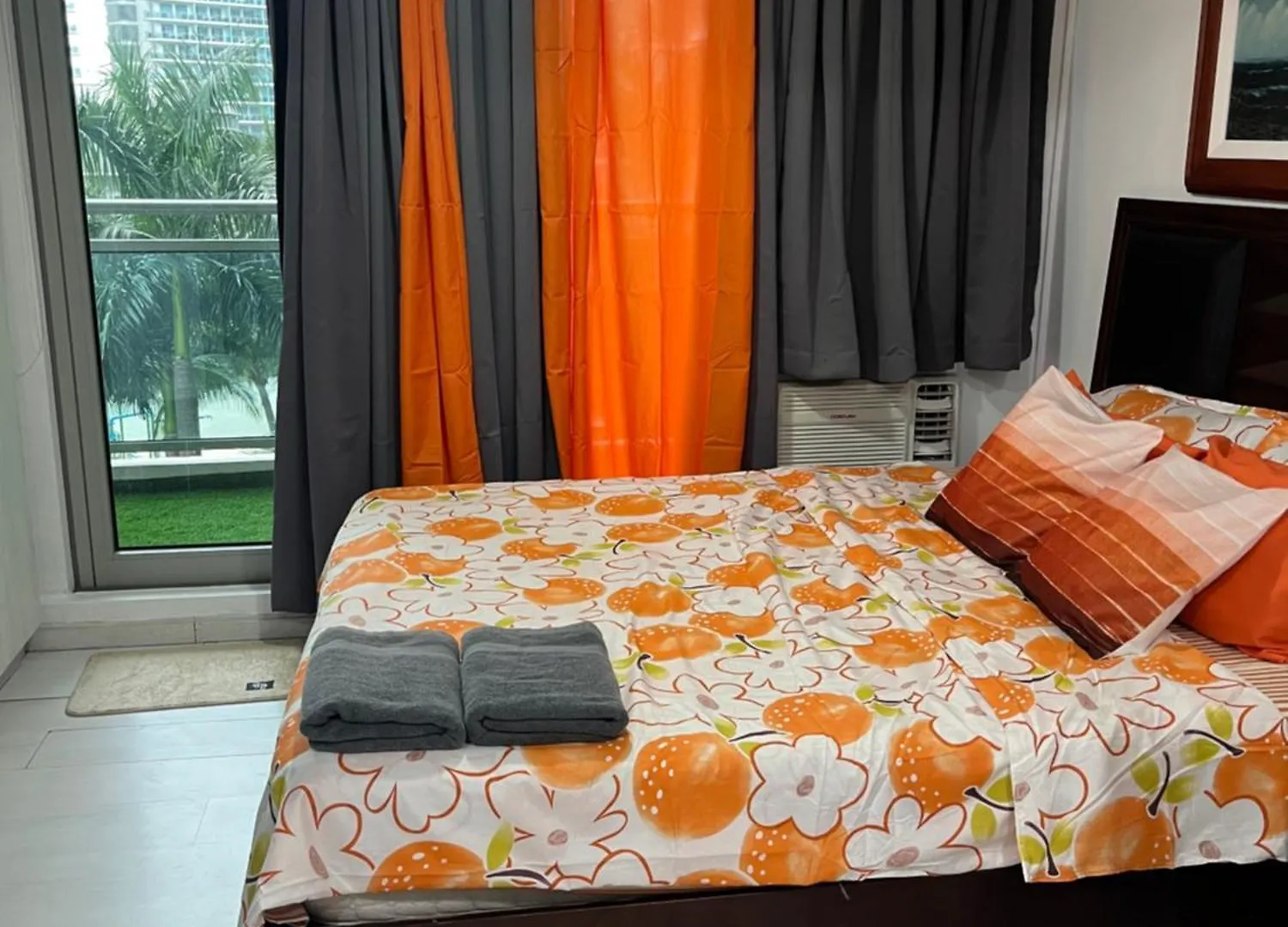 Azure 1Bedroom Beachfront Manila 0*,